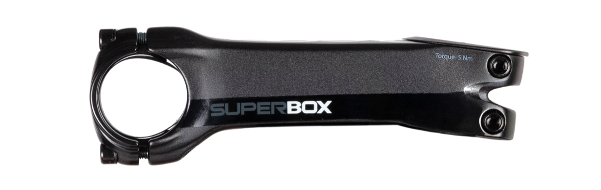Attacco manubrio Deda Superbox, quattro opzioni di montaggio